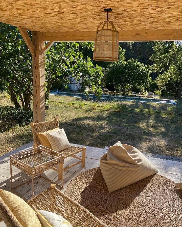 Mas De Rique Hotell Saint-Étienne-du-Grès Eksteriør bilde